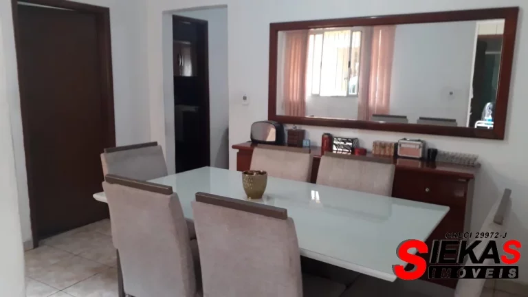 Imagem Casa à venda em São Paulo-SP, na Vila Carrao: 3 quartos, 1 sala, 2 vagas de garagem, 200m² de área!