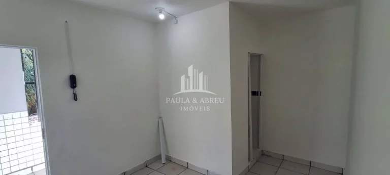 Imagem Aluga-se Salas Comerciais 2 Cômodos, 1 Banheiro, na Vila Augusto, próximo ao Centro de Mauá-SP