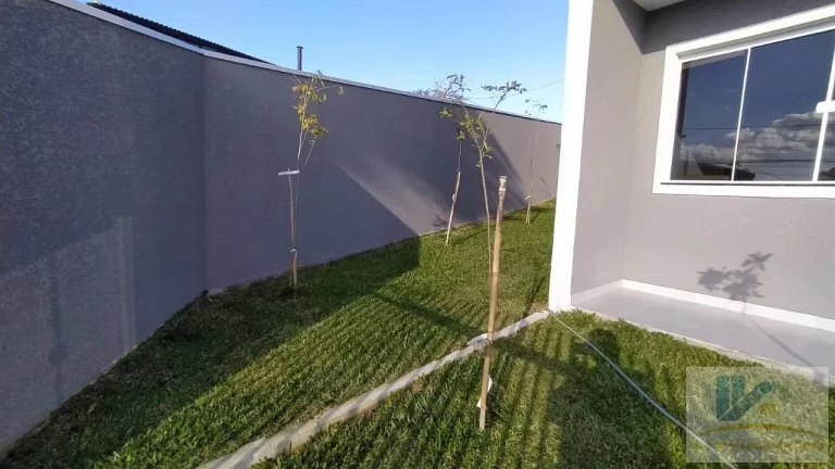 Imagem Sobrado para Venda em Curitiba, Alto Boqueirão, 3 dormitórios, 1 banheiro, 2 vagas