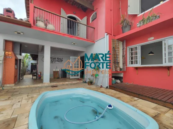 Imagem Casa ampla bem arejada ótima localização no Centro de Ubatuba SP