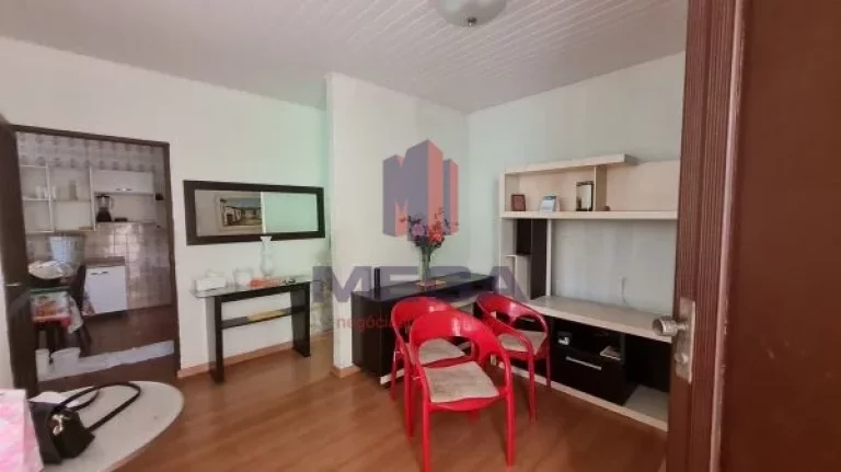 Imagem Excelente casa na região central de vila velha. Próxima a todo tipo de comercio. Situada em rua tra