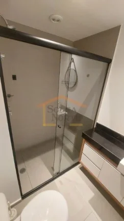 Imagem Apto Studio 27,61m², 1 dormitório, banheiro, sacada, Vidros antirruído, porta com senha eletrôni...