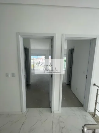 Imagem Casa à venda no bairro Ingleses do Rio Vermelho - Florianópolis/SC
