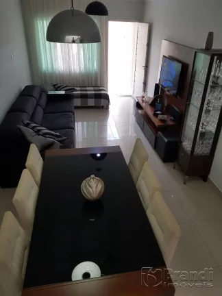 Imagem Ótimo sobrado 3 dorms sendo 1 suíte planejada, cozinha planejadas, 2 vagas.