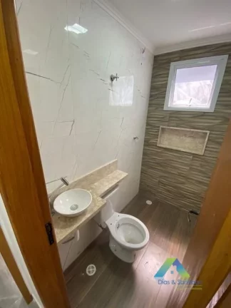 Imagem SANTO ANDRÉ Sobrado 144M² novo, 3 dormitórios, 3 vagas com ótima localização e valor !!!