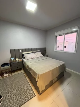 Imagem Apartamento com móveis planejados, andar alto, vista livre e localização privilegiada de Campo Bo