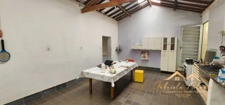Imagem Casa Padrão no centro de Mogi Mirim