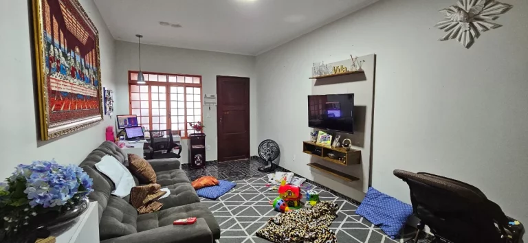 Imagem Casa tipo para venda em Jardim Aeroporto III com 2 quartos, 135m2