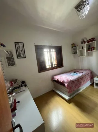Imagem Sobrado com 3 dormitórios à venda, 236 m² por R$ 900.000,00 - Vila Aliança - Guarulhos/SP