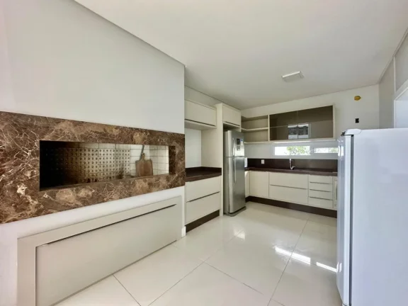 Imagem Casa em Condominio 4 Dormitórios - Bairro Arco Iris