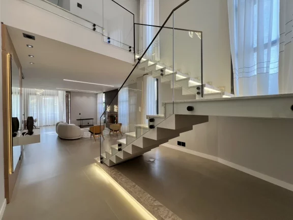 Imagem Casa Alto Padrão para Venda em Florianópolis / SC no bairro Ingleses do Rio Vermelho