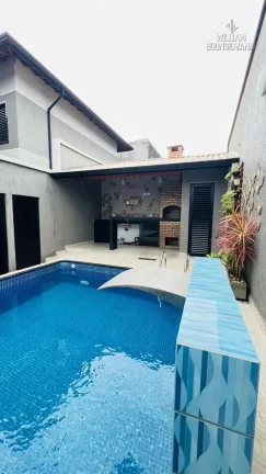 Imagem CASA DE CONDOMINIO COM AREA GOURMET E PISCINA NA PG!