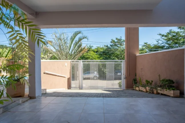 Imagem Casa térrea com 3 suítes à venda na Quadra dos Príncipes em Atibaia/SP