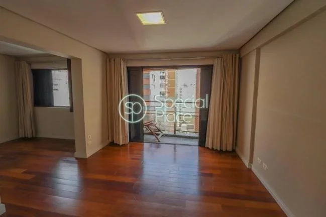 Imagem Excelente apartamento com 187m² no Itaim. 01 apartamento por andar, living amplo com varanda, andar...