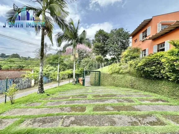 Imagem Casa integrada, com vista, árvores frutíferas no miolo da Granja Viana