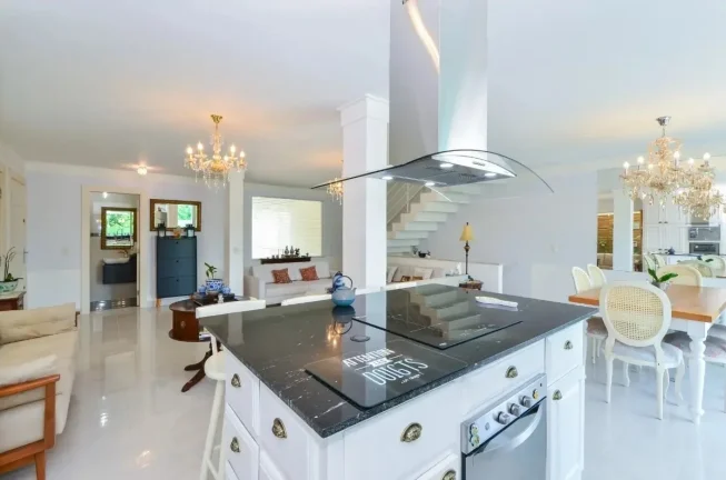 Imagem Casa Sobrado Brooklin Paulista - 270M², 4 Dorms, 4 Suítes, Sala 4 Ambientes, Lavanderia, 3 Vagas, Churrasqueira, Piscina, Hidro, Varanda, Terraço.