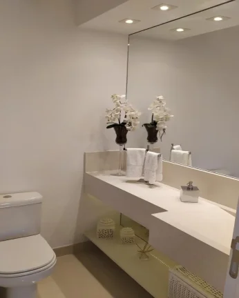 Imagem Lindo apartamento com vista total, sacada gourmet e lazer na Enseada