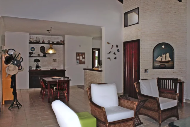 Imagem Imperdível: Casa à venda em Riviera de São Lourenço Módulo 21 - 3 quartos, 1 suíte, 2 salas, 4 vagas, 216,52m²!