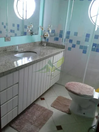 Imagem Encante-se com Esta Chácara Exclusiva em Atibaia, a Apenas 3 km do Asfalto!