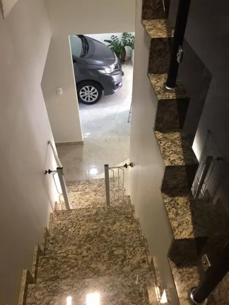 Imagem Sobrado Jardim Nova Limeira - 100M², 3 Dorms, Closet, 1 Vaga, Varanda.