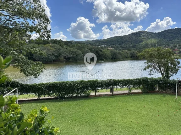 Imagem Chácara Á venda no condomínio Capela do Barreiro frente ao Lago