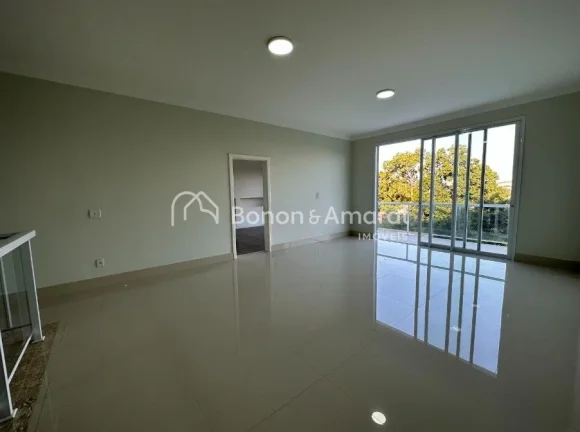 Imagem Excelente Casa à Venda em Valinhos - SP

Esta casa está situada em uma localização privilegiada,...