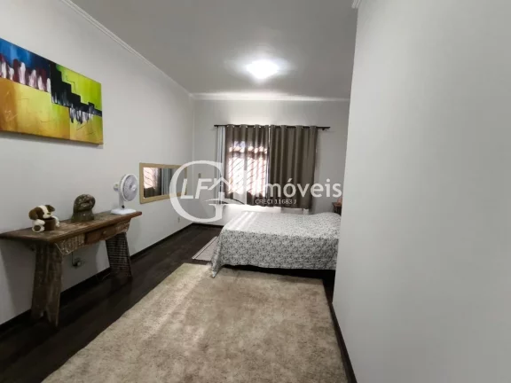 Imagem Oportunidade única: Casa comercial com 7 quartos e 6 vagas de garagem na Vila Carvalho, Campo Grande-MS!