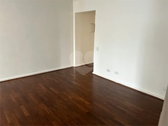 Imagem Apartamento à venda com 2 quartos no condomínio Ed. Emília, São Paulo - SP