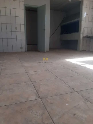 Imagem Ampla Loja Comercial para alugar, com 300m2 no Centro de Piraquara em cima do Banco do Brasil,