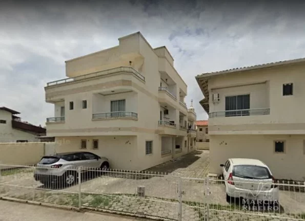 Apartamento com 2 Dormitórios na Praia dos Ingleses