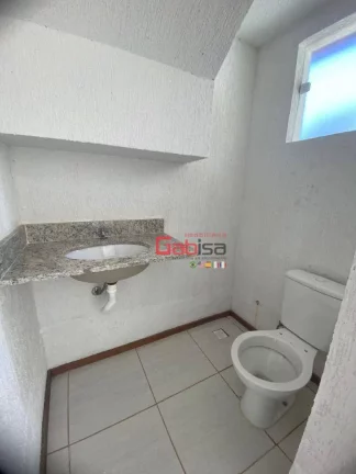 Imagem Casa com 3 Quartos sendo 1 suíte em Condomínio com piscina beira mar à venda, 130,69 m² por R$ 460.000 - Praia Rasa - Armação dos Búzios/RJ