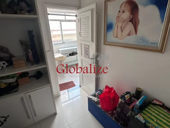 Imagem Apartamento com 2 dormitórios porteira fechada no Marapé em Santos por R$ 745 mil