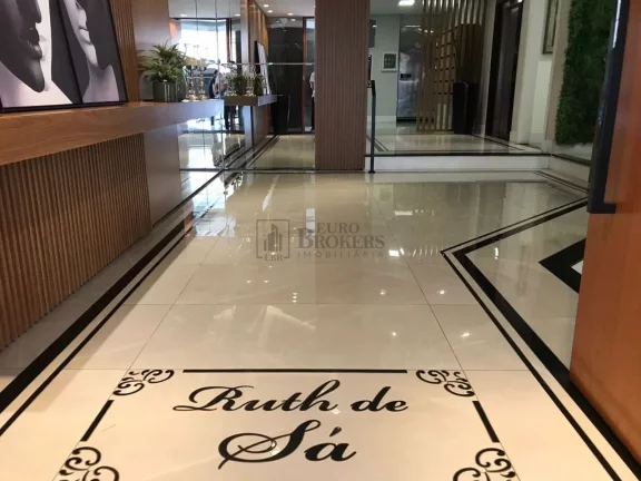 Imagem Apartamento Quadra Mar com 03 dormitórios à venda no Centro de Balneário Cambori