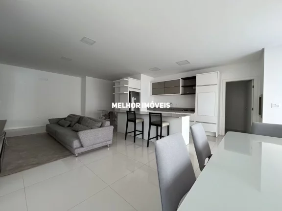 Imagem Apartamento á venda com 03 suítes localizado no Centro de Balneário Camboriú.