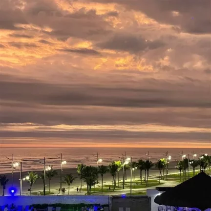 Imagem Apartamento à Venda em Mirim, Praia Grande - SP
