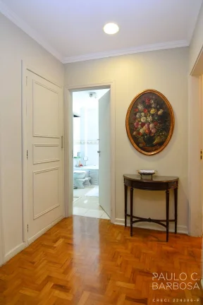 Imagem Santa Cecilia Venda - 2 Dormitórios (1 Suíte) - 2 Vagas - 210m²