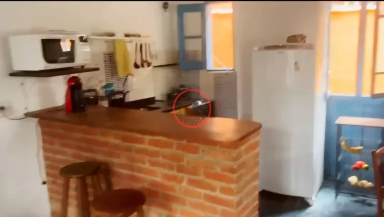 Imagem ACEITA PERMUTA COM IMÓVEL NA ZONA OESTE E NOROESTE DE SÃO PAULO, CASA INDIVIDUAL, TODA REFORMADA COM 2 QUARTOS , QUINTAL .