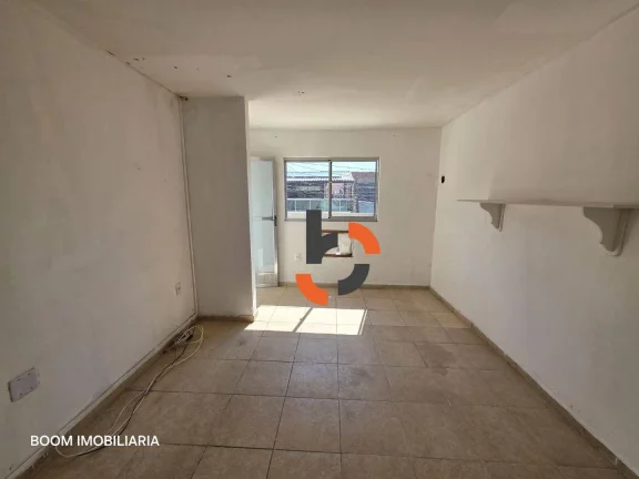 Imagem Casa com 5 dormitórios à venda, 261 m² por R$ 600.000,00 - Santa Eugênia - Nova Iguaçu/RJ