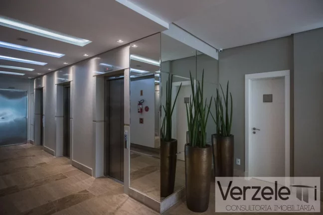 Imagem Apartamento 3 dormitórios para Venda em Balneário Camboriú / SC no bairro Centro