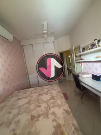Imagem Casa Térrea à Venda  Centro Sul  Várzea Grande/MT Imóvel espaçoso, ideal para quem busca co...