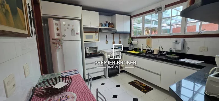 Imagem Casa à venda, 160 m² por R$ 1.300.000,00 - Iucas - Teresópolis/RJ