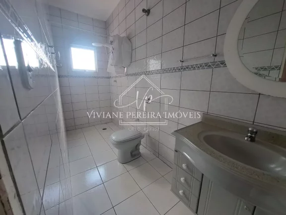 Imagem Casa para venda ou locação em Osasco-SP, bairro Veloso: 3 quartos, 2 suítes, 4 banheiros, 2 vagas, 235m². Confira!