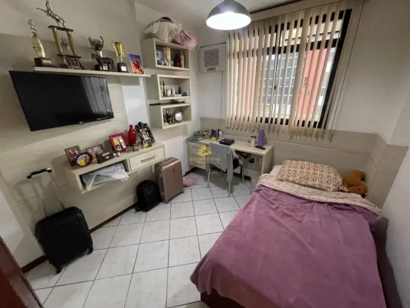 Imagem Viva o privilégio de morar na Orla da Praia do Morro, em Guarapari. Este excepcional Apartamento co...