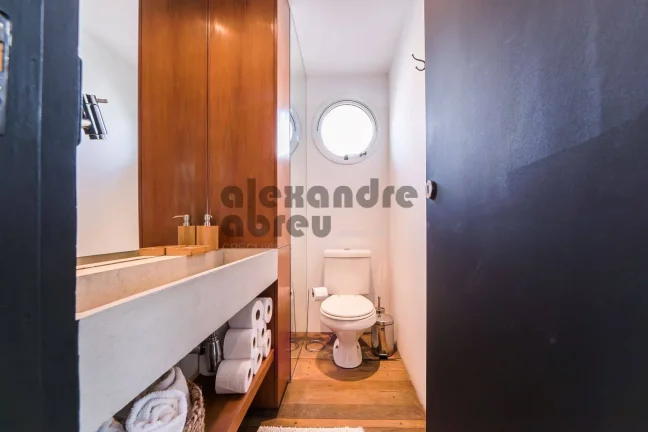Imagem Loft de alto padrão para venda ou locação na Vila Nova Conceição