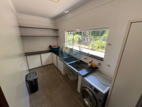 Imagem Imperdível Casa à Venda em Ubatuba-SP: 6 quartos, 4 suítes, 3 salas, 5 banheiros, 7 vagas, 753,00m²!