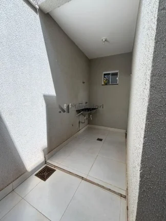 Imagem Casa 3 Quartos em Goianira Divisa com Goiânia | Esquina