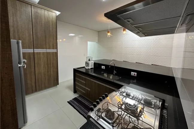 Imagem Casa de vila para venda em Vila Santa Cruz com 3 quartos, sendo 2 suítes, 280m2
