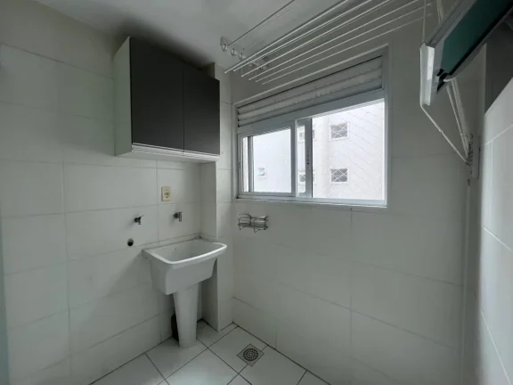 Imagem Apartamento Reformado com Suíte e Sacada Gourmet, Cond. Alpha Club Residencial ao Lado do Parque Campolim
