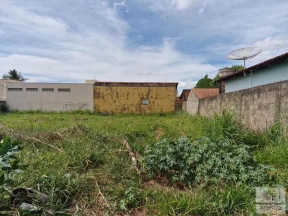 Imagem Lote para Venda em Aparecida de Goiânia, Residencial Village Garavelo