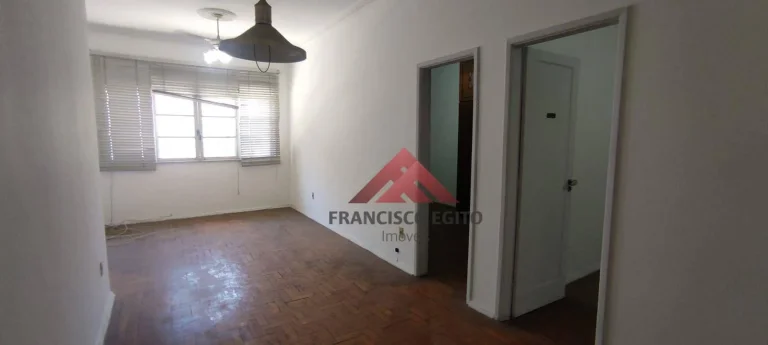 Imagem Apartamento tipo sobrado com generosos 110m² em rua fechada.